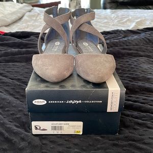 Dr. Scholl’s memory foam cool fit closed toe, cross cross at ankle shoe.